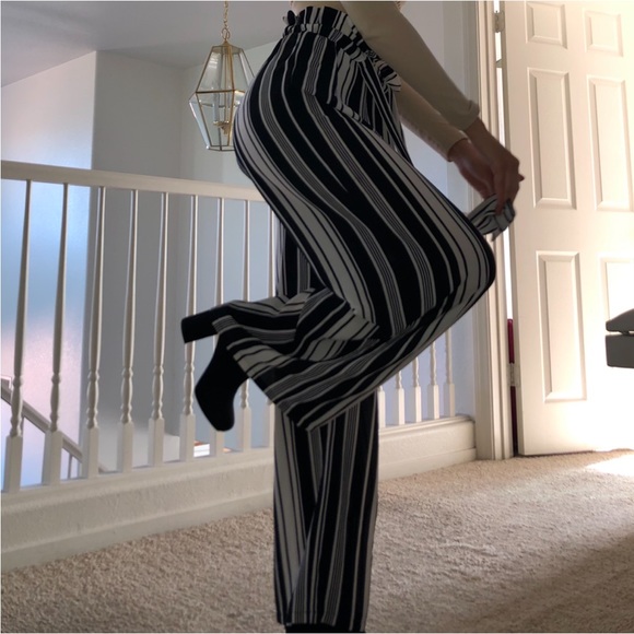 High Waisted Striped Pants - Picture 3 of 3
